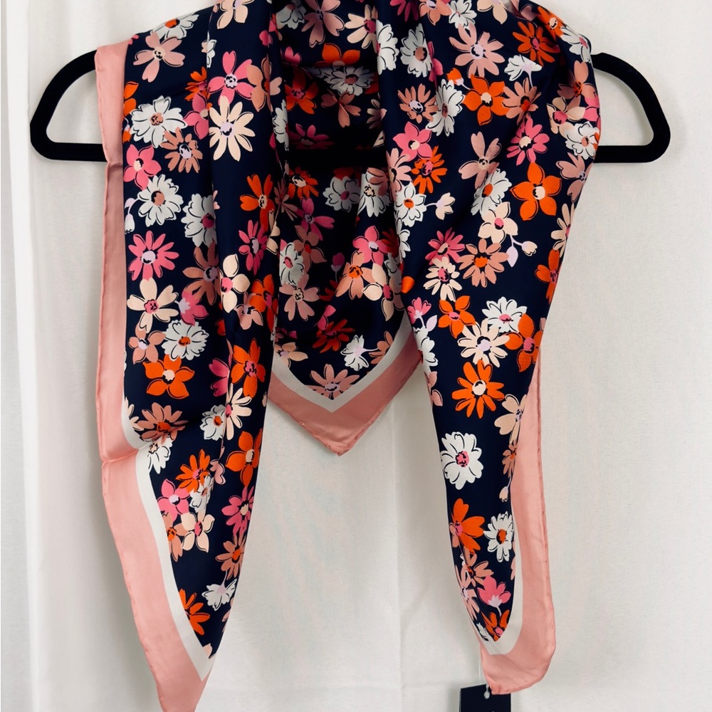 kate spade new york Blue Floral Medley Silk Square Scarf/Twilly    34”x 34”  NWT - Picture 2 of 8